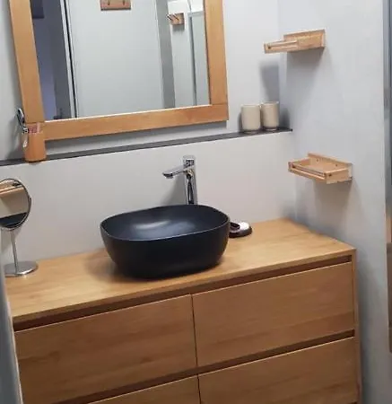 De Charme, Coup De Coeur Au Pied Du Magnifique Village De Apartment *